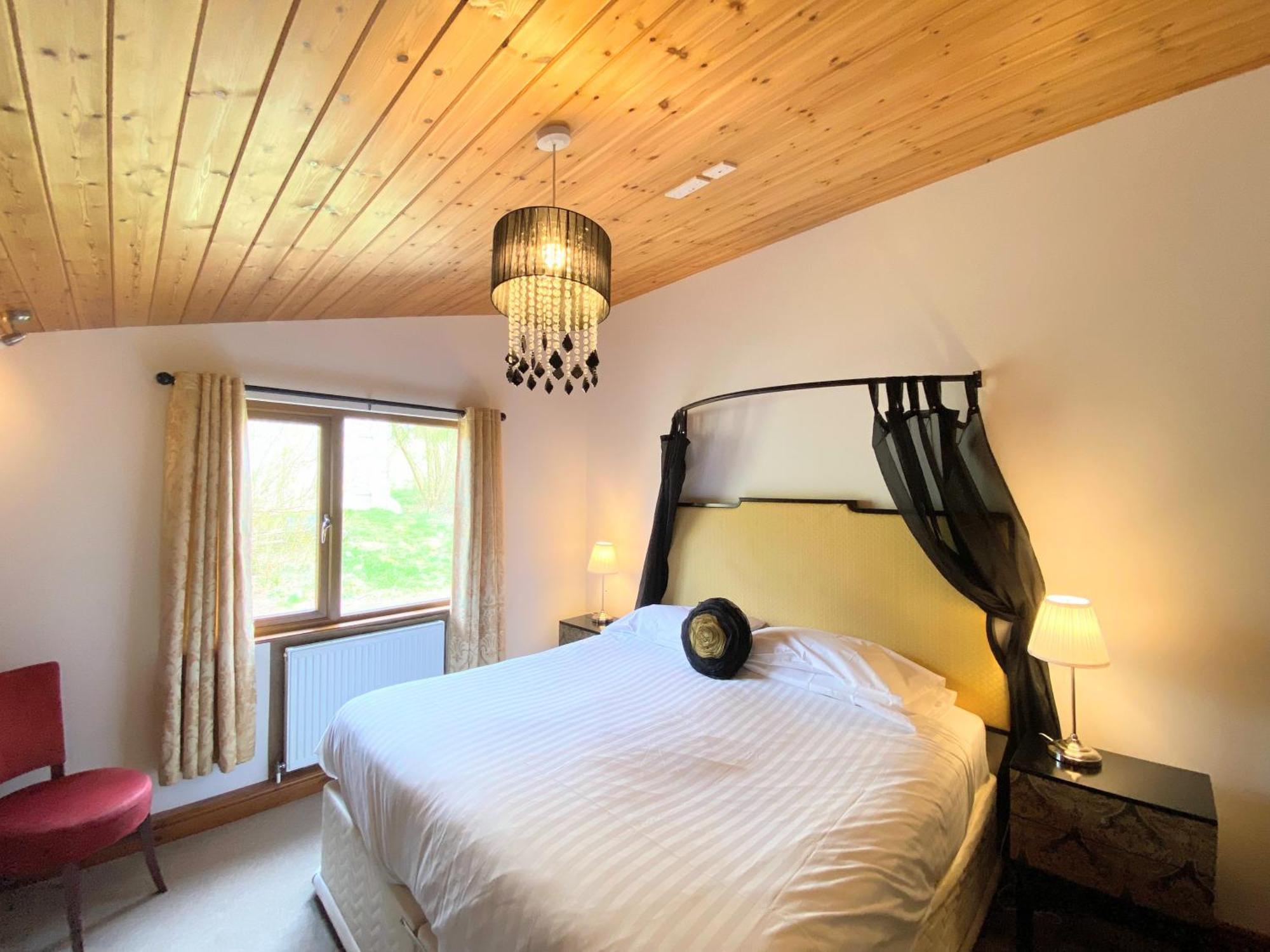 Torridon 12 With Private Hot Tub - Fife - Loch Leven - Lomond Hills Villa Kelty Luaran gambar