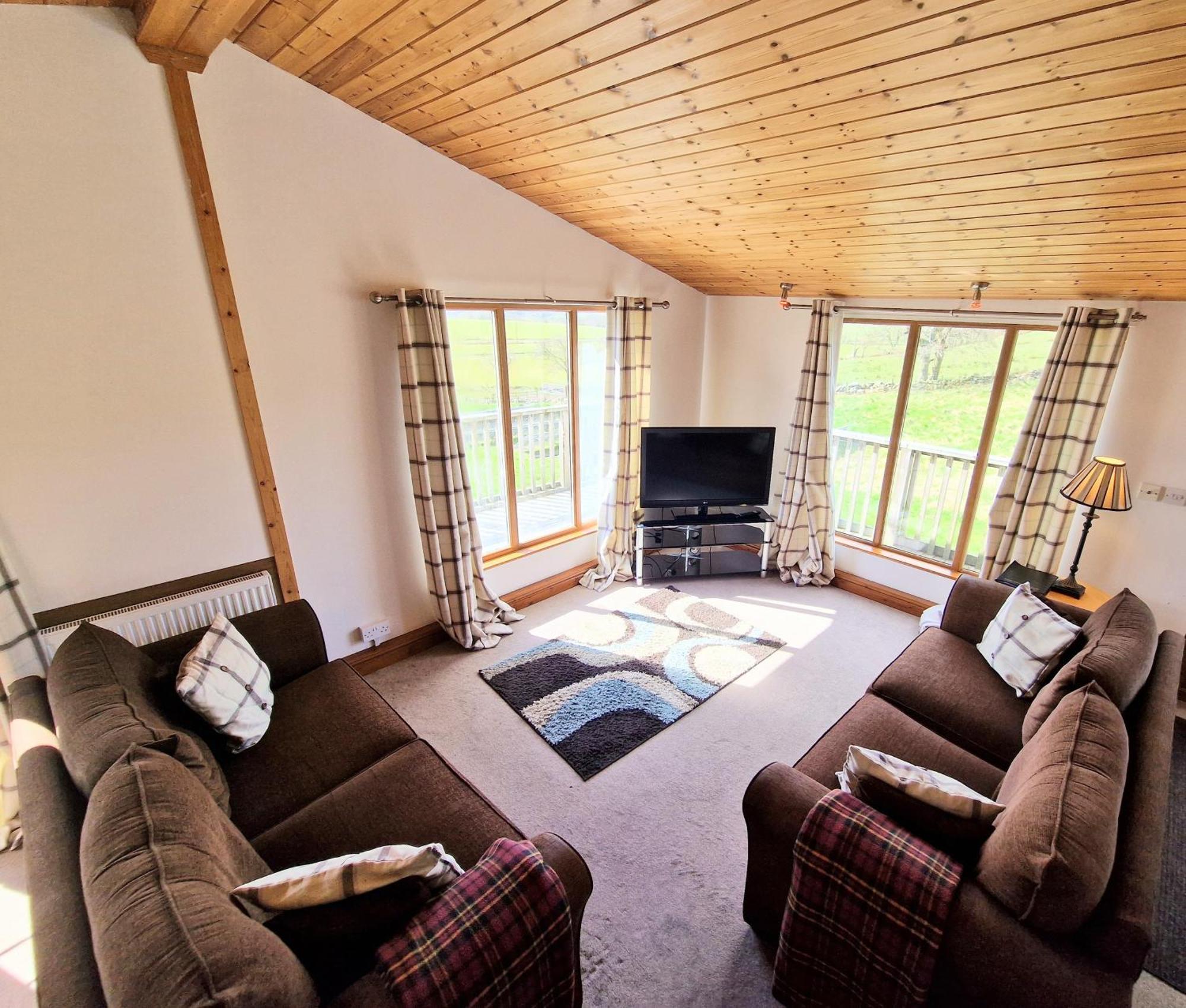 Torridon 12 With Private Hot Tub - Fife - Loch Leven - Lomond Hills Villa Kelty Luaran gambar